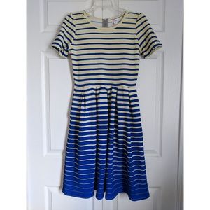 Sale! 🖤 Lularoe striped amelia